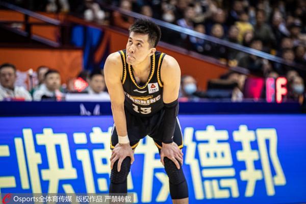 九游-包含利物浦发布备战花絮，转会期回应争议，CBA季后赛任务艰巨，更衣室氛围转暖的词条