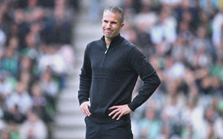 体育平台-关于今晨突围战来临，费耶诺德围绕英超刷新队史纪录，管理层满意，资深球员宣示担当的信息