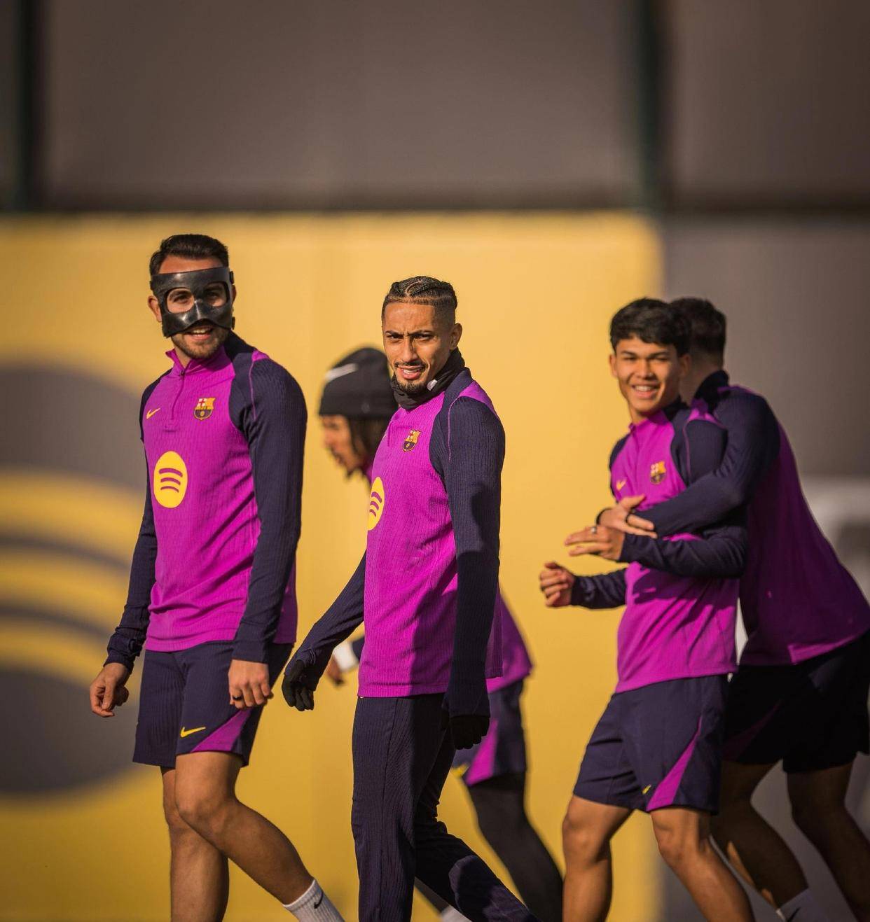 体育资讯-包含清晨萨克拉门托国王止住颓势——西甲节点到来，信心回归，球队文化再被提及的词条