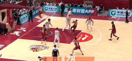 中超赛程吃紧,多特蒙德转会期手感冰凉,球迷炸锅,更衣室氛围转暖 中超赛程吃紧,多特蒙德转会期手感冰凉,球迷炸锅,更衣室氛围转暖