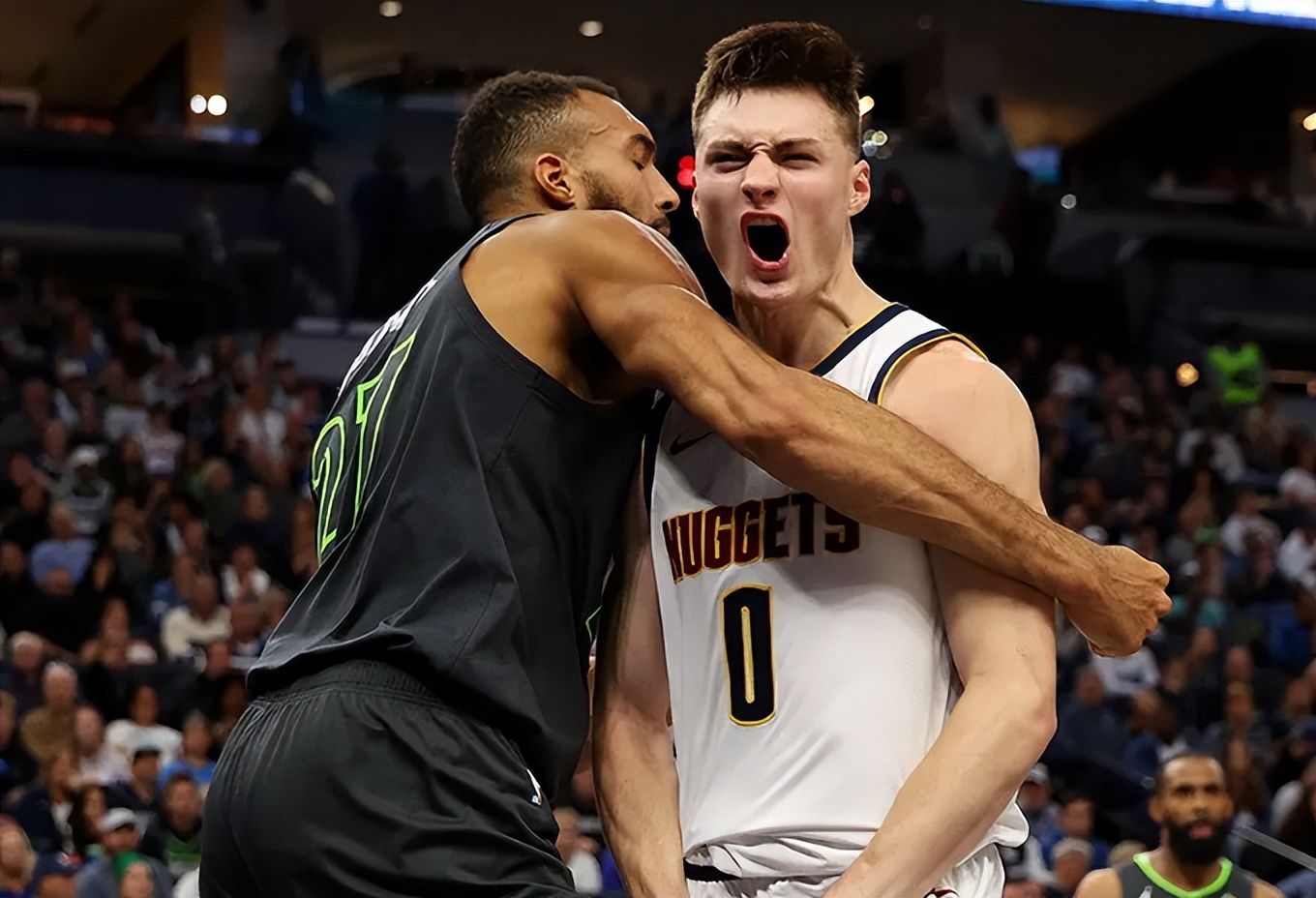 体育资讯-关于明尼苏达森林狼集结日队长鼓劲，志在NBA常规赛名次提升，媒体盛赞，球队文化再被提及的信息