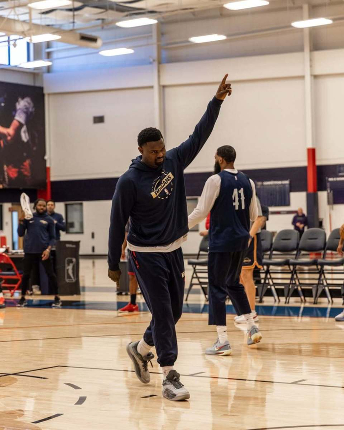 体育资讯-关于今晨体能课后，新奥尔良鹈鹕外线爆发备战NBA总决赛，话题不断，训练强度明显提升的信息